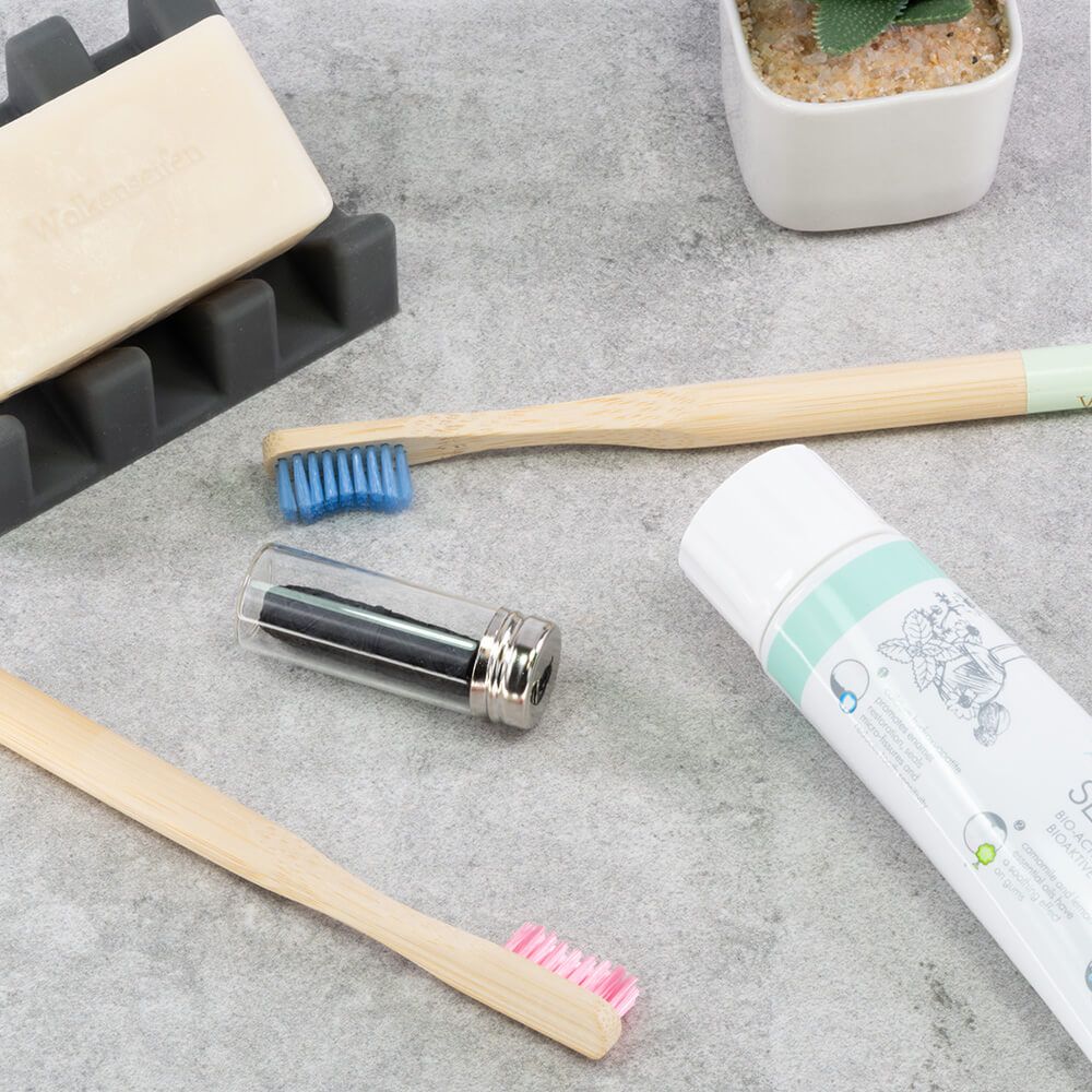 Zahnseide Aktivkohle Zahnseide Aktivkohle