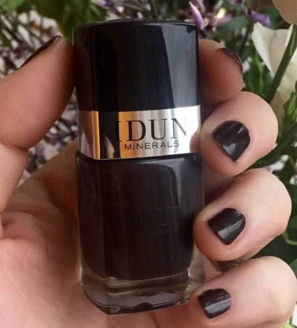 Nagellack Granat Nagellack Granat