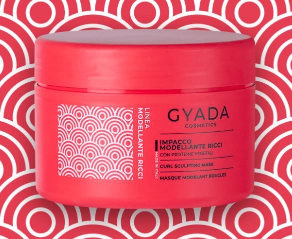 Locken-Haarmaske mit Protein