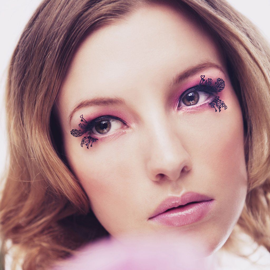 Paper Lashes Rose