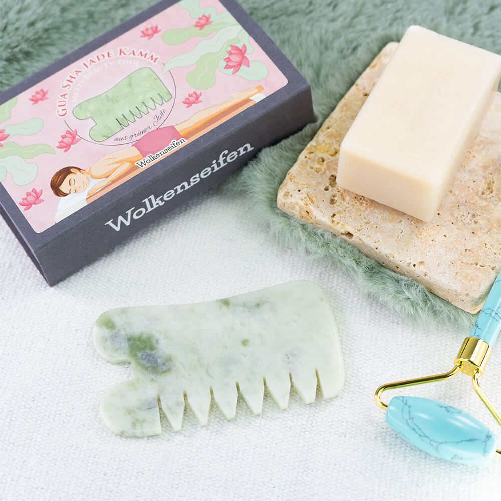 Gua-Sha-Kamm Jade