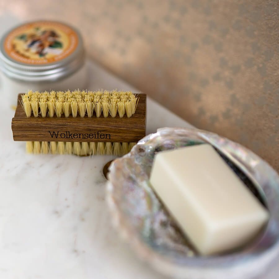 Nagelbürste Akazienholz