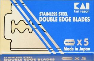 Kai Stainless Steel Rasierklingen ohne Hintergrund