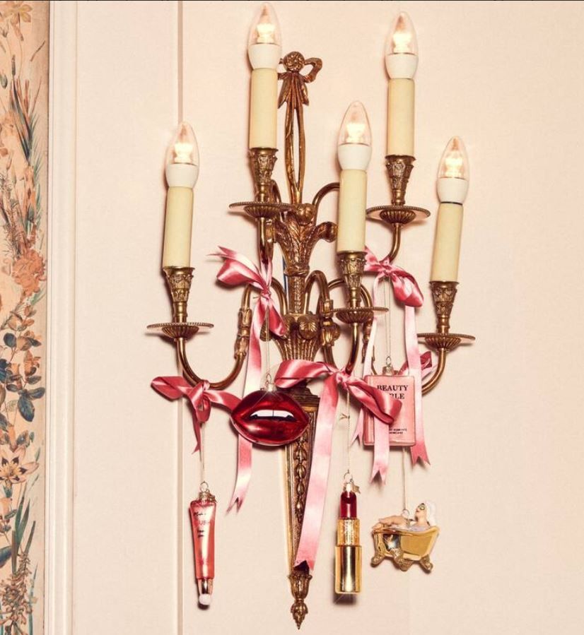 Glasobjekt Badewanne