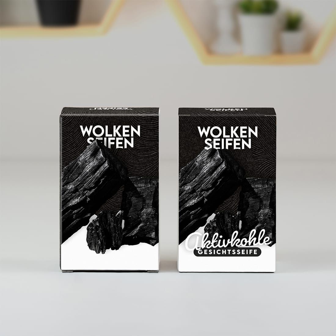 Wolkenseife mit Aktivkohle Wolkenseife mit Aktivkohle