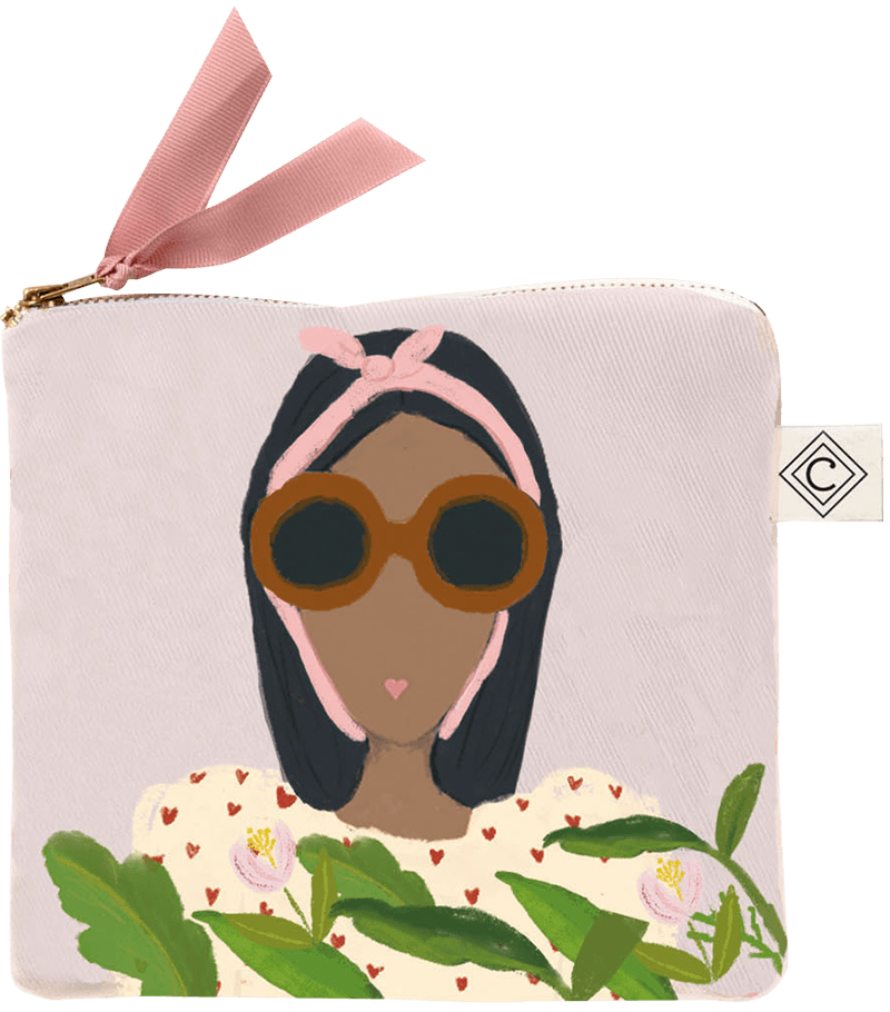 Kosmetiktasche Gorgeous Girl Kosmetiktasche Gorgeous Girl von Nelly Castro ohne Hintergrund